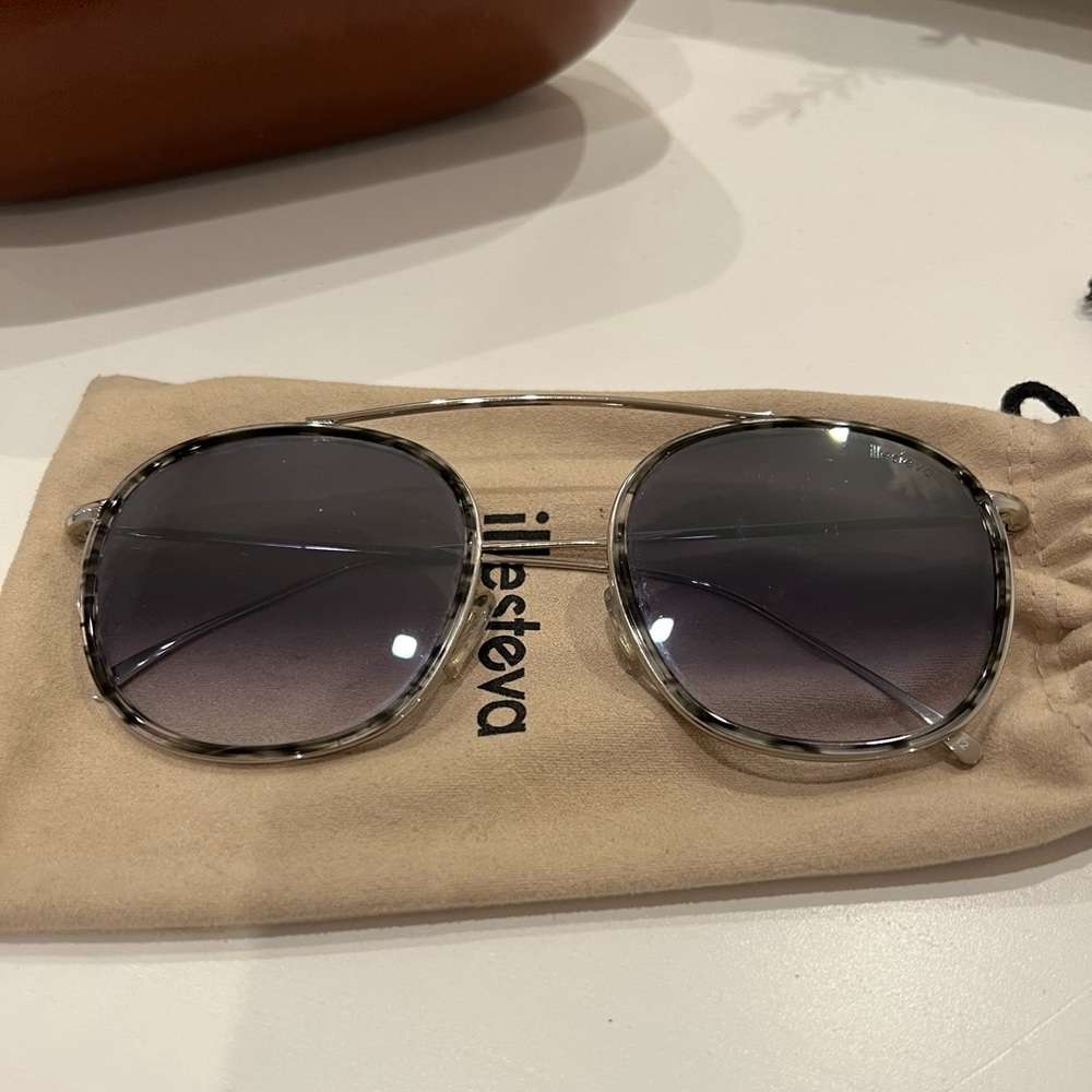 Illesteva Mykonos Ace E Sunglasses